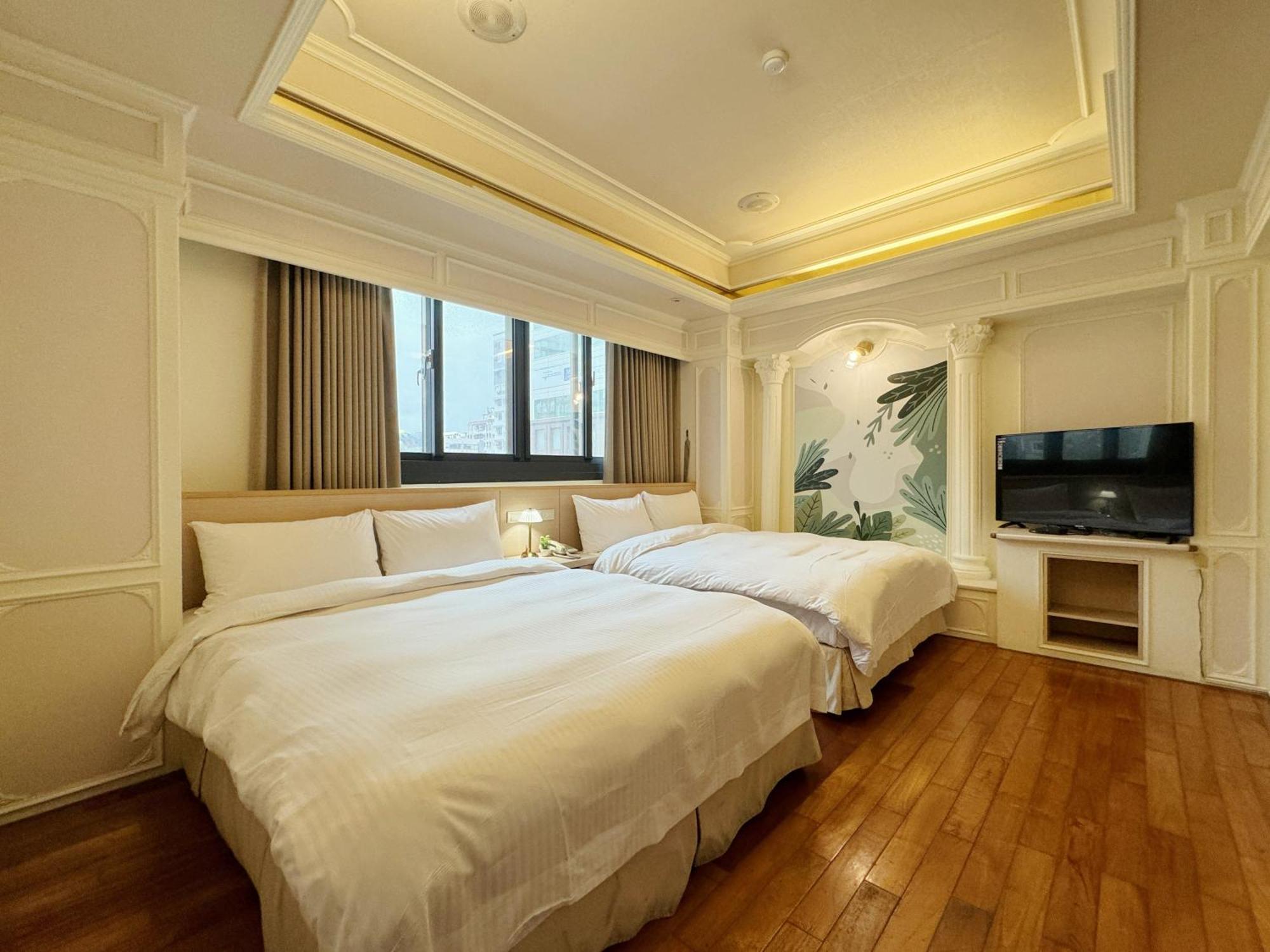 Finders Hotel Hualien Station Room photo